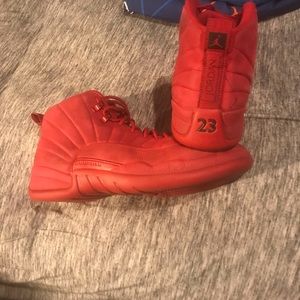 Jordan 12s
